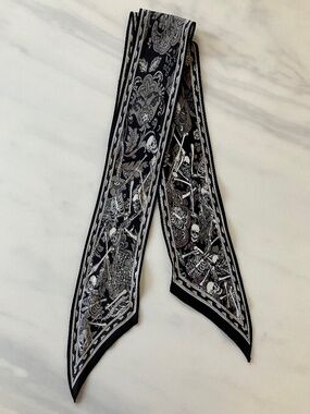 Rockins Super Skinny Scarf - Skulls & Bones